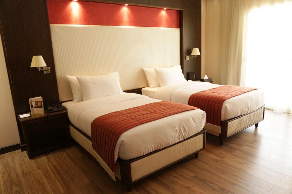 Golden Lili Resort & Spa Алей Екстериор снимка